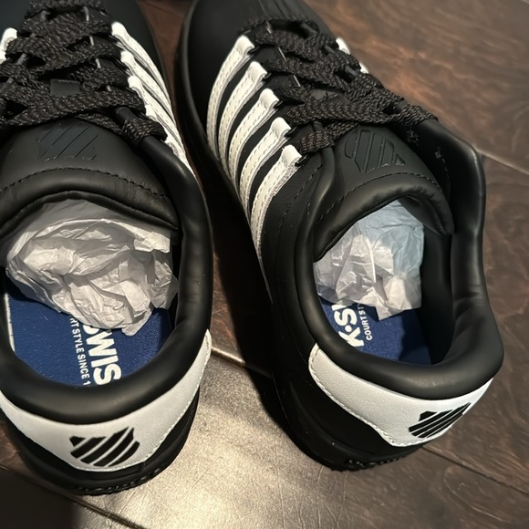 K-Swiss classic varsity low sneaker NIB 4 - Picture 6 of 8